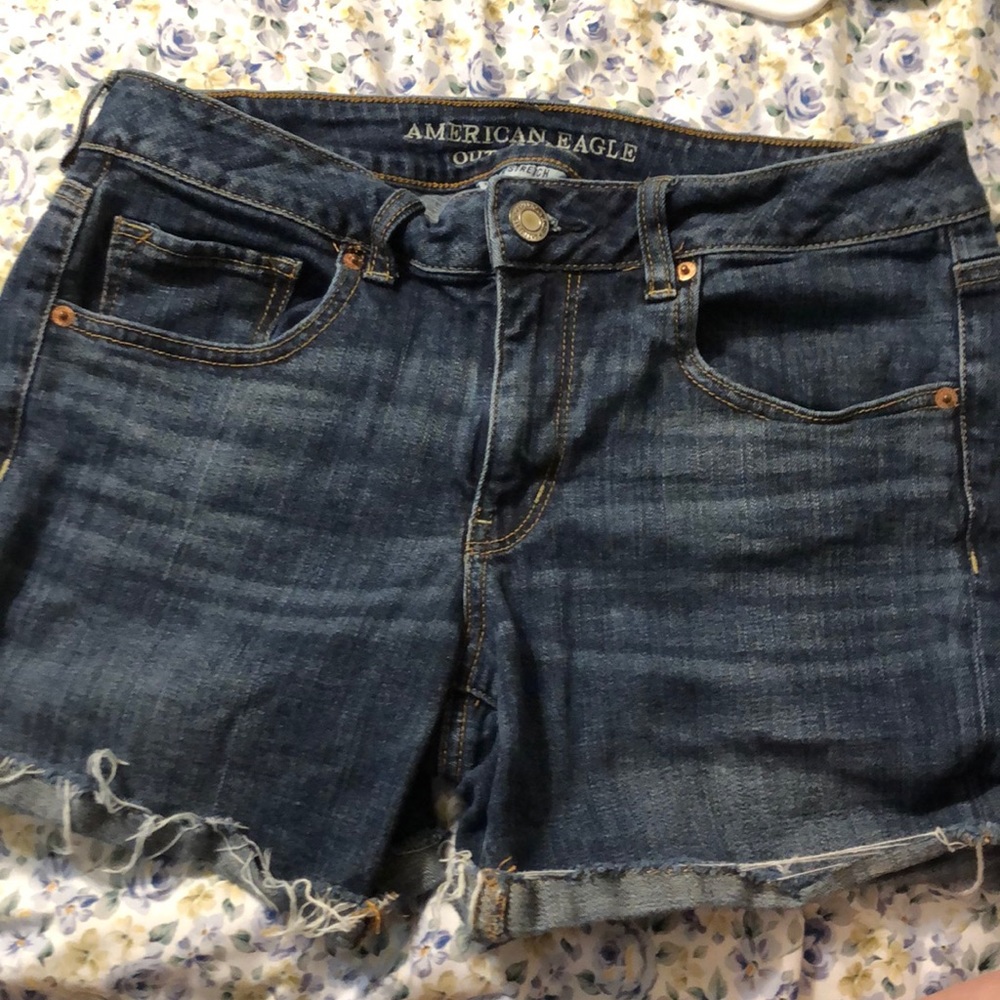 AE midi shorts